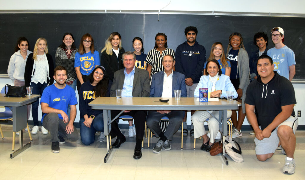 AF-AM-19-Oct-30-group2-2-scaled